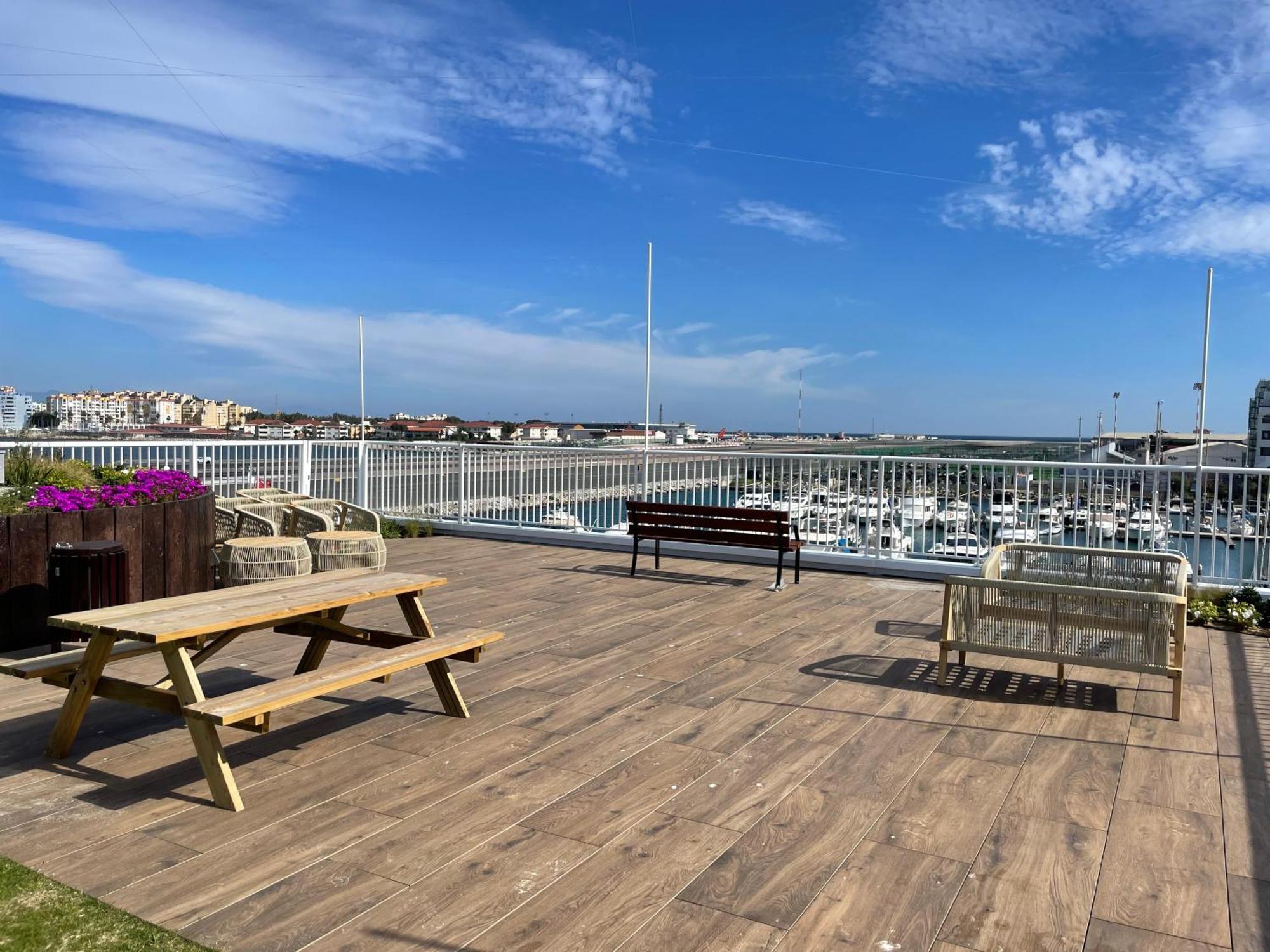 Deluxe Marina View Seafront Gibraltar Stay Exterior foto