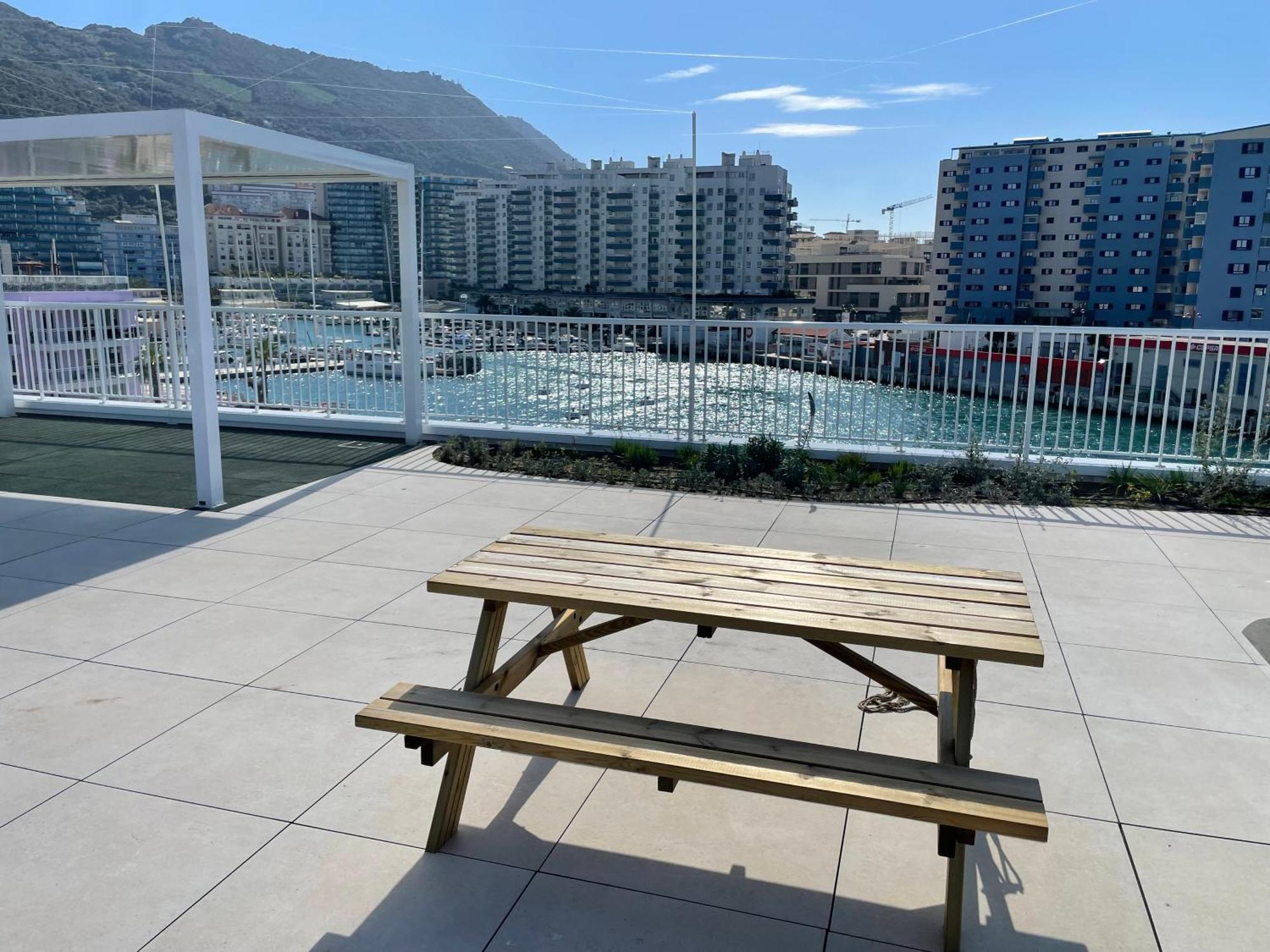 Deluxe Marina View Seafront Gibraltar Stay Exterior foto