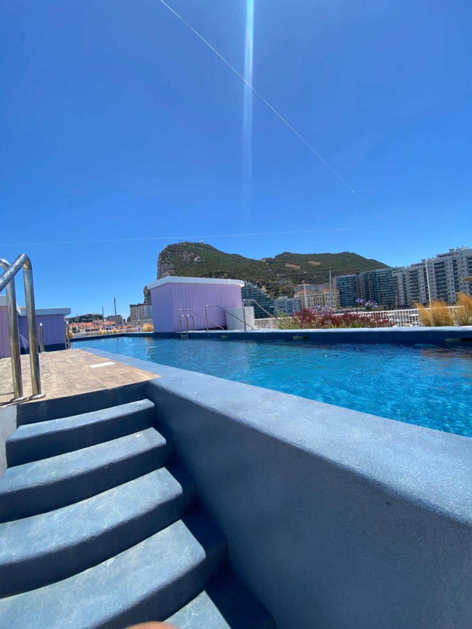 Deluxe Marina View Seafront Gibraltar Stay Exterior foto